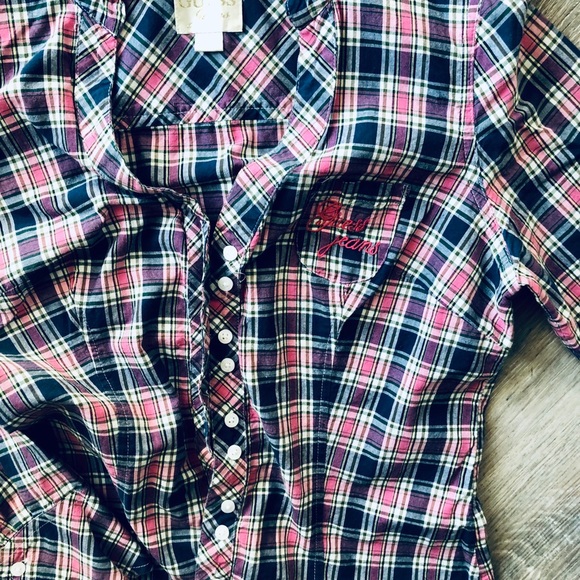 Long sleeved button up - Picture 2 of 4